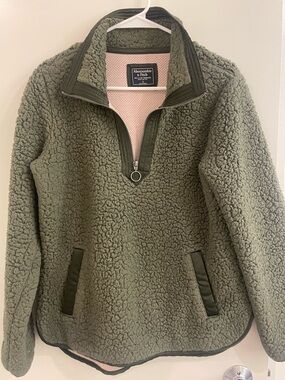 Abercrombie & Fitch Olive Green Sherpa Pullover